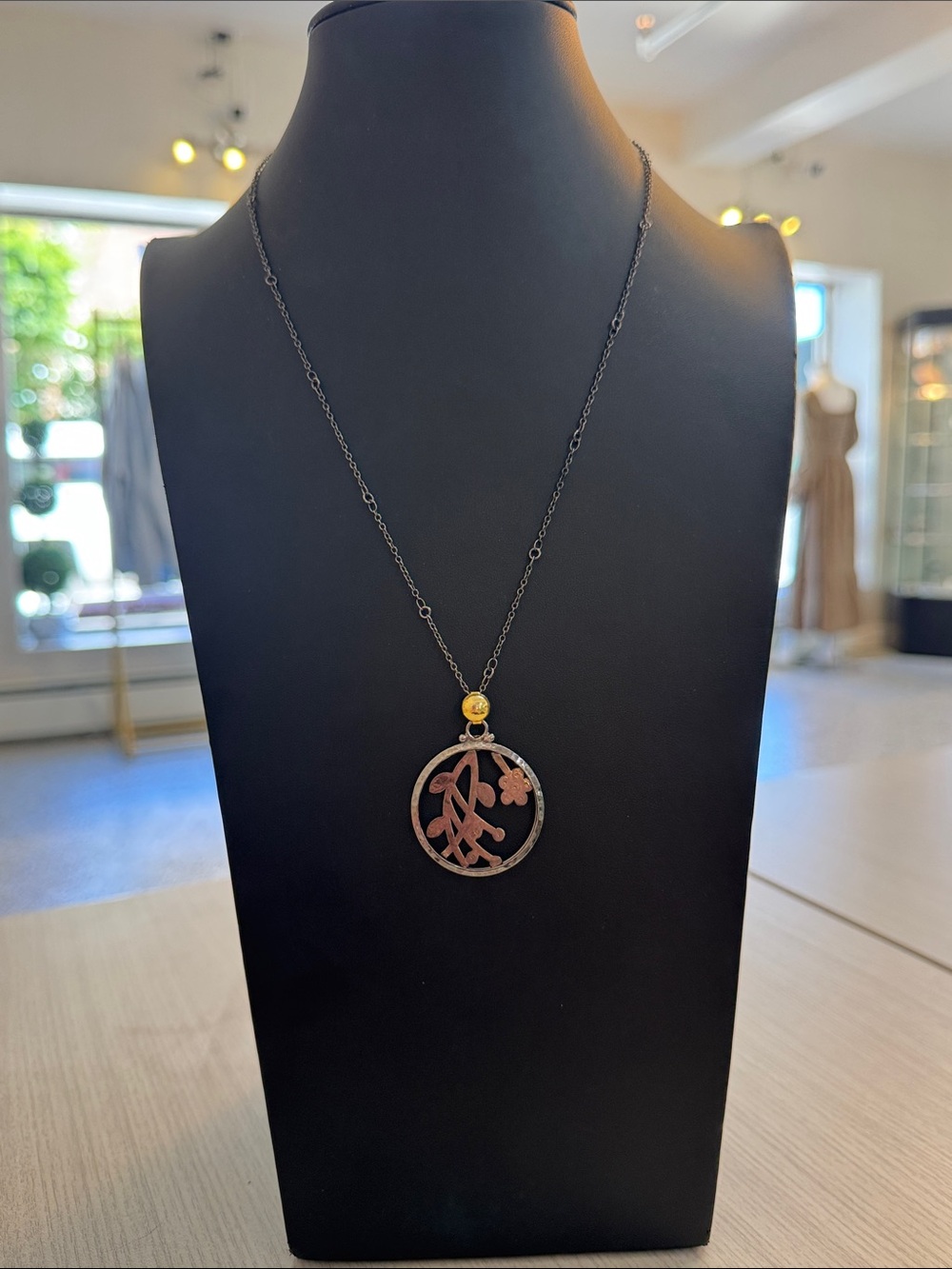 Sorrelli necklace Flower pendant necklace